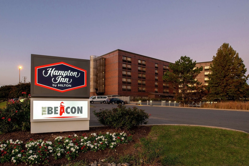 Hampton Inn Frederick - photo 65
