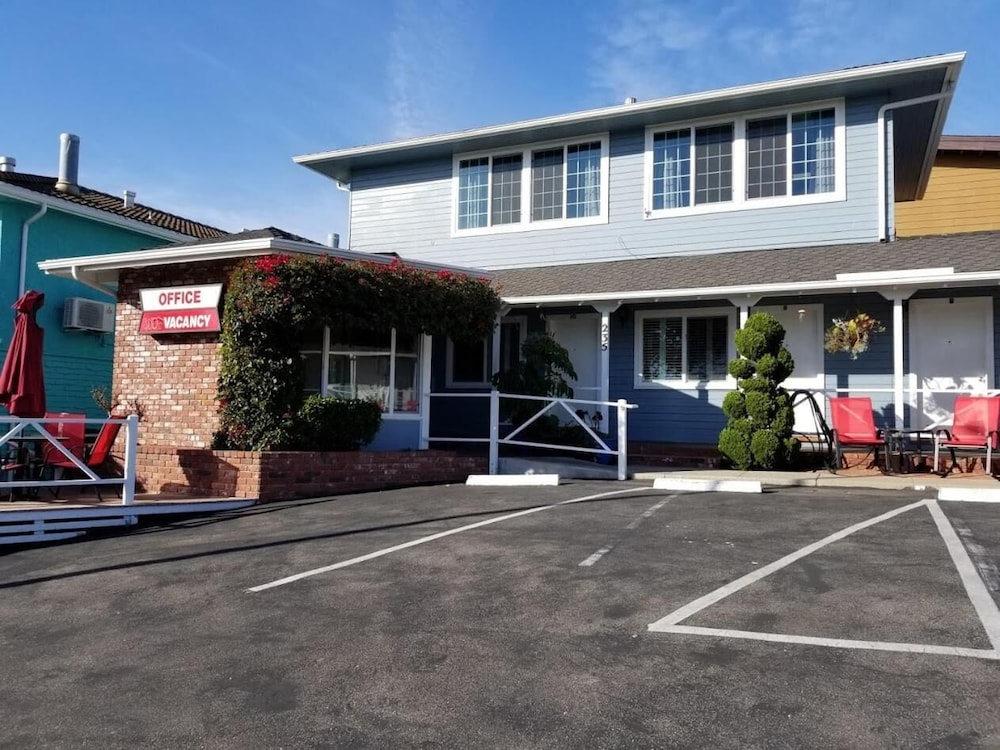 Pleasant Inn - photo 25