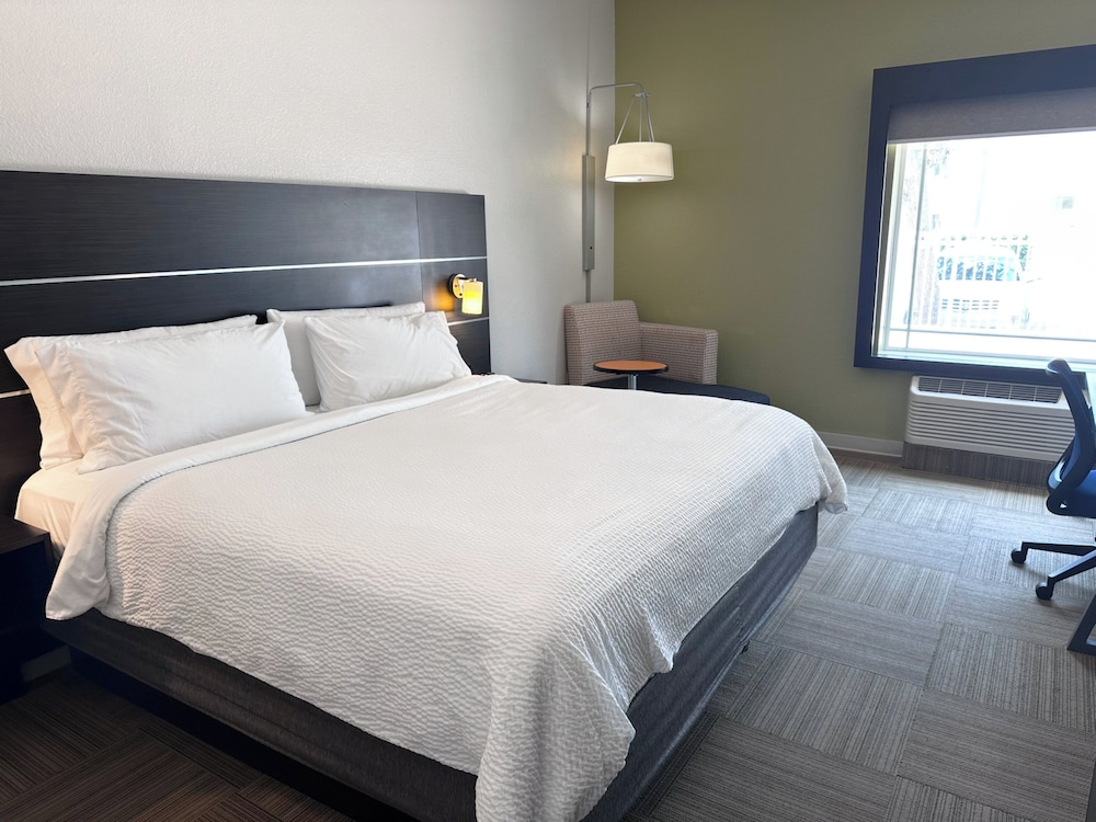 Holiday Inn Express Venice by IHG - photo 17