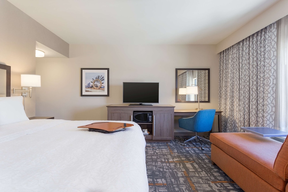 Hampton Inn & Suites West Des Moines SW Mall Area - photo 12