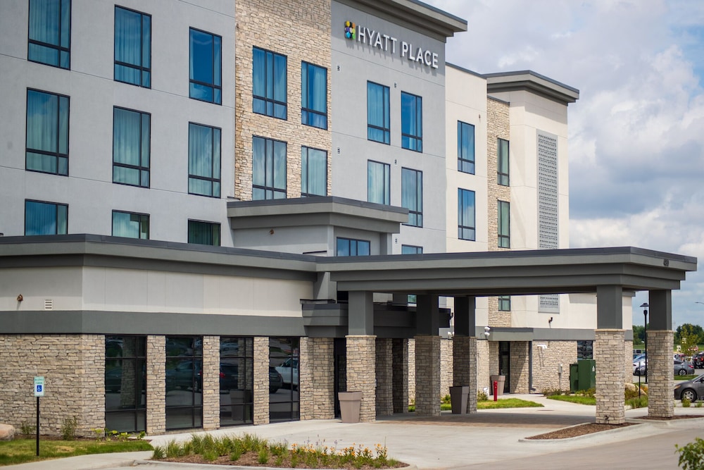 Hyatt Place Altoona Des Moines - photo 16