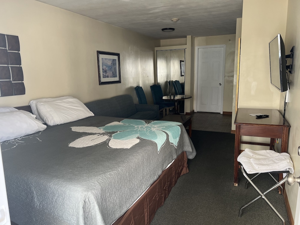 Ships Inn Hotel - photo 42
