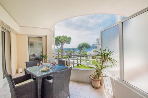 Sunlight Properties Kahlua Cannes Sea front — 4-Star Luxury Hotel in Cannes, France