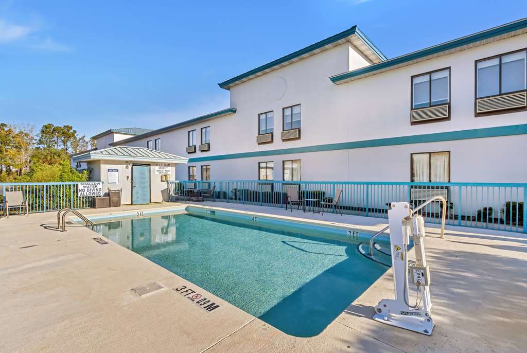 Baymont by Wyndham North Myrtle Beach - photo 8