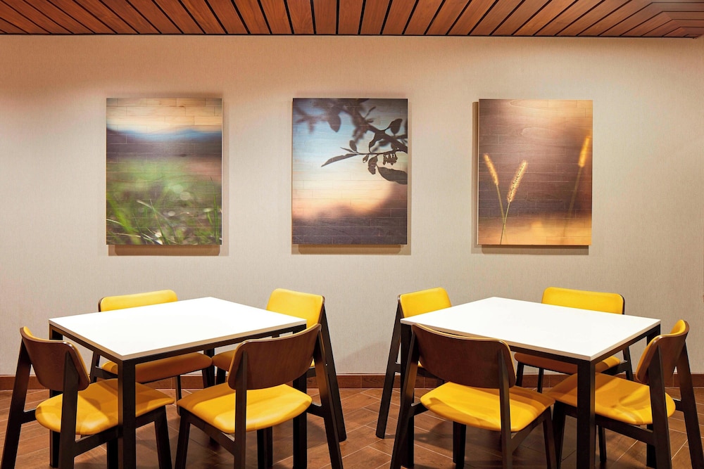 Fairfield by Marriott Inn & Suites Indio Coachella Valley - photo 19