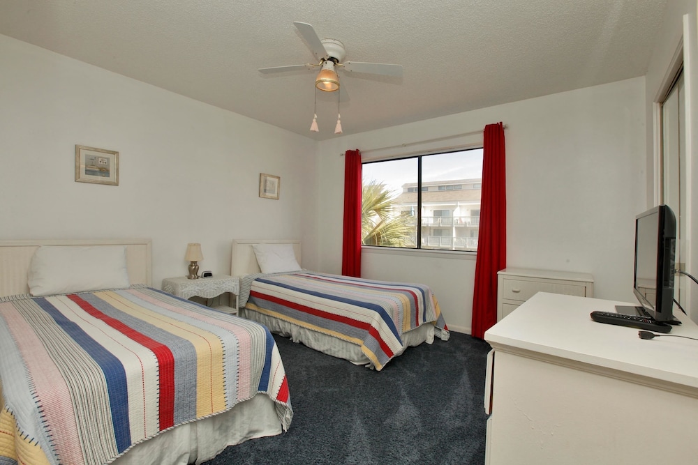 Portside Resort by Panhandle Getaways - photo 7
