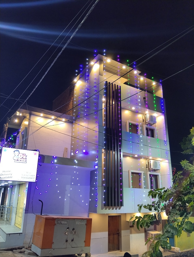 Hotel 7R Residency in Jhansi, India