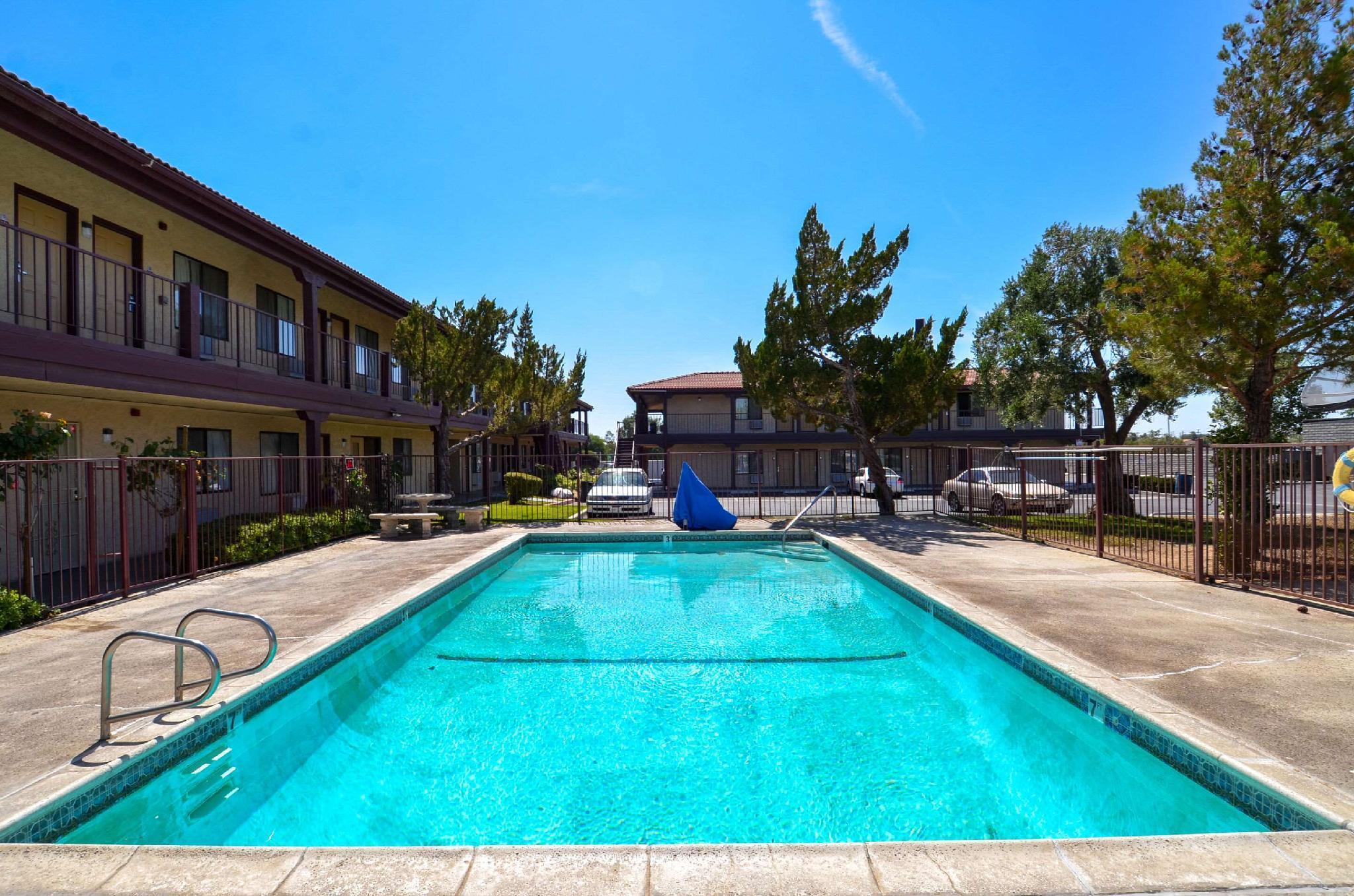 Beyond Stay Hotel - photo 23