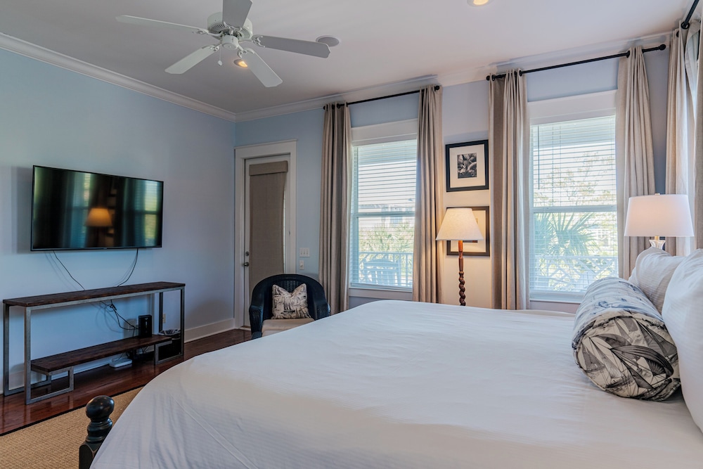 Pet Friendly Seacrest Home for 10 Resort Pool Beach Shuttle - photo 5