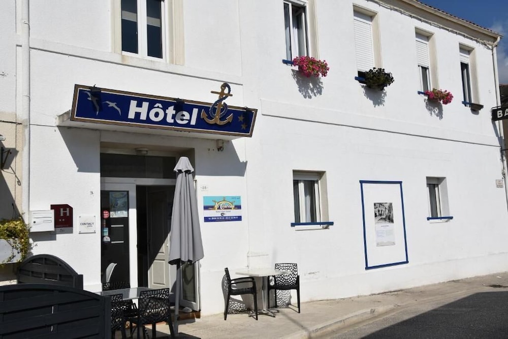 Hotel le Coureau in Saint-Trojan-Les-Bains, France