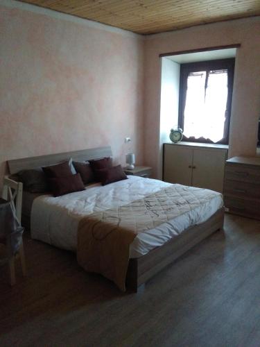 Apartments Il Delfino — 4-Star Luxury Hotel in Aosta, Italy