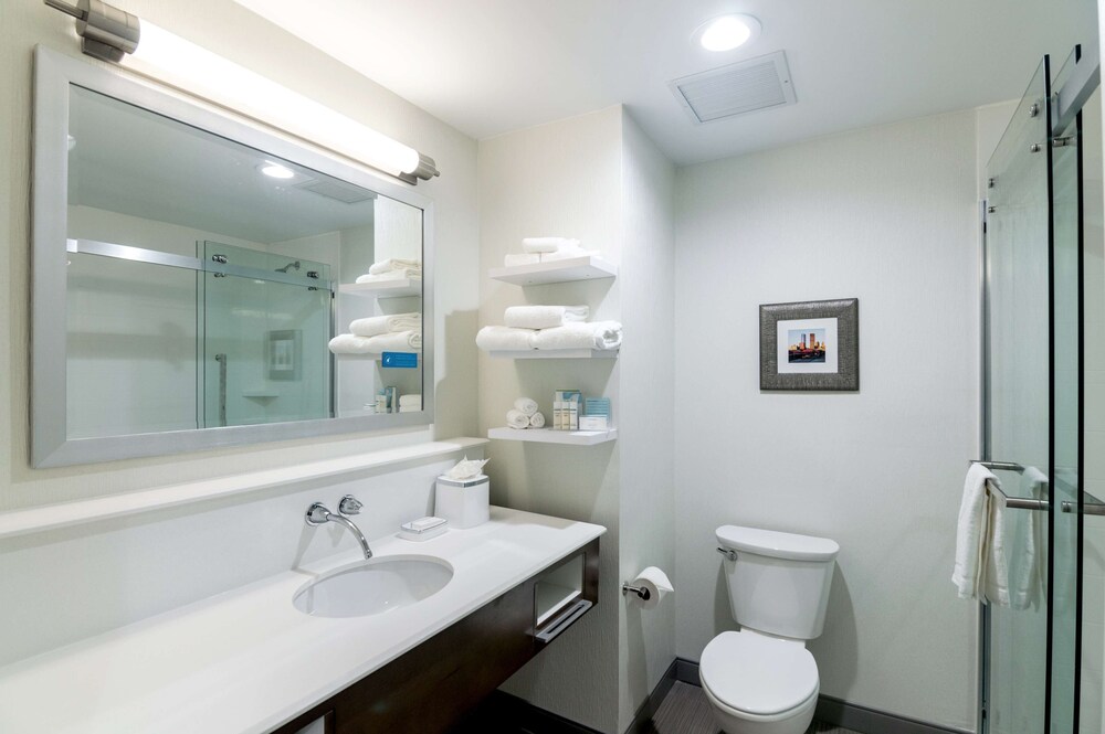 Hampton Inn Oklahoma City Northeast - photo 26