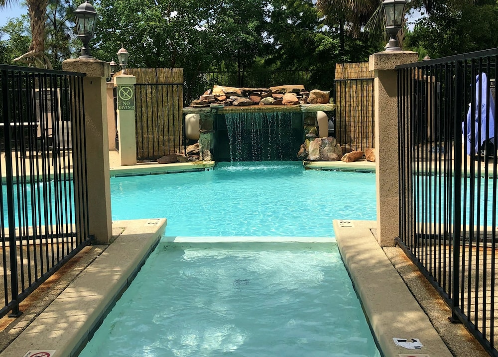 Staybridge Suites Covington - photo 23