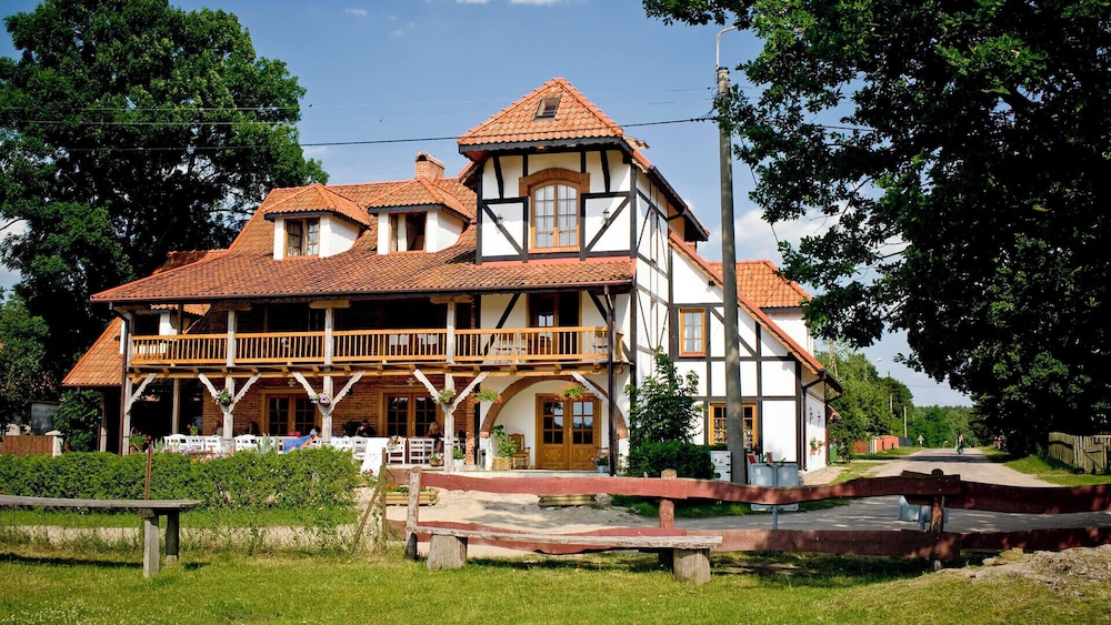 Sasek Maly Pensjonat Jazdy Konne in Szczytno, Poland