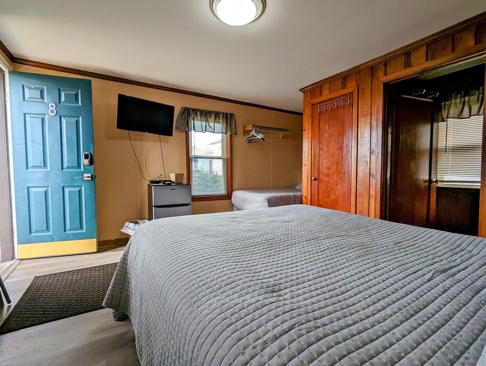 Riverside Motel - photo 75