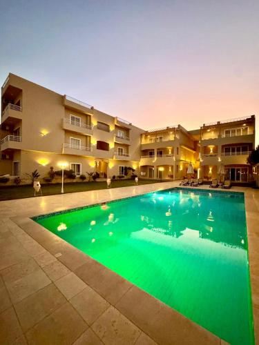 Royal Nile Villas Luxury Nile View Apartment 2 — 4-Star Luxury Hotel in Luxor, Egypt