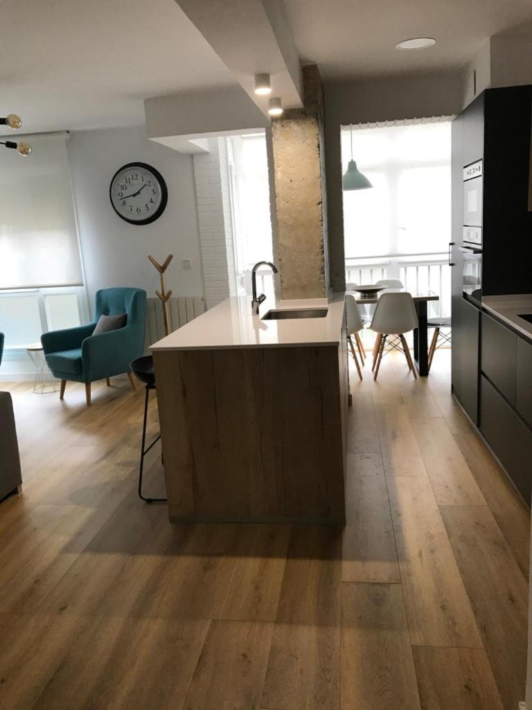 Acogedor Apartamento En Zumaia — 4-Star Luxury Hotel in Zumaia, Spain