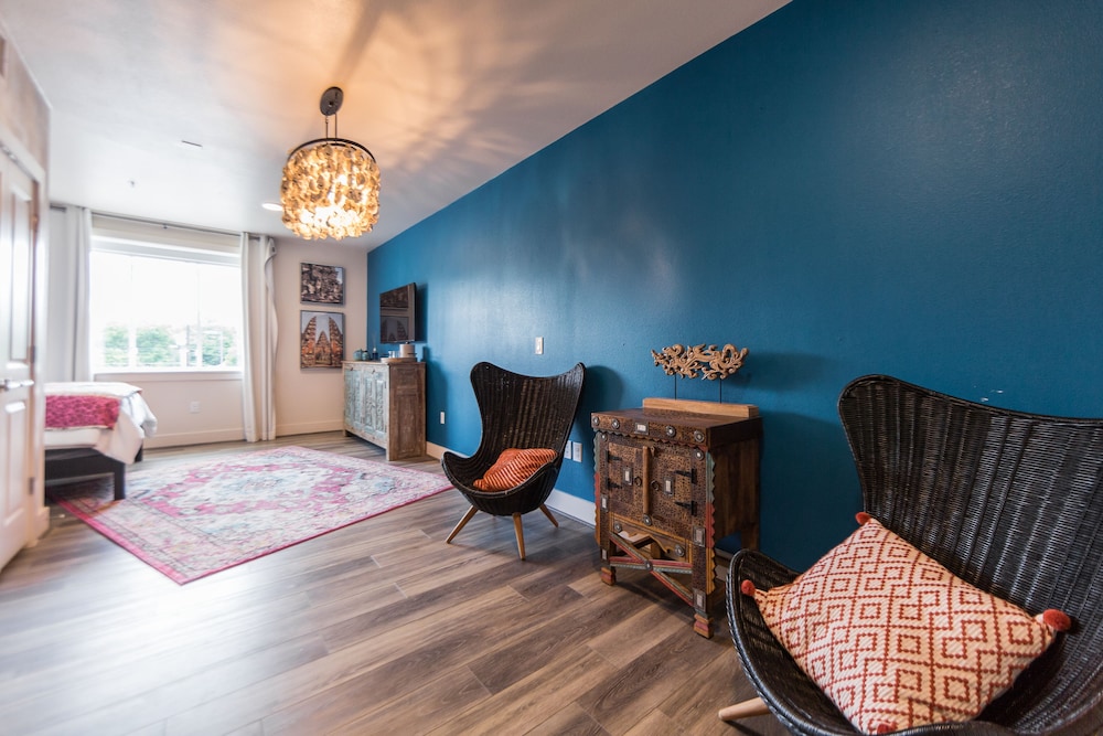 Bishop Arts Hotel by Qresorts. - photo 51
