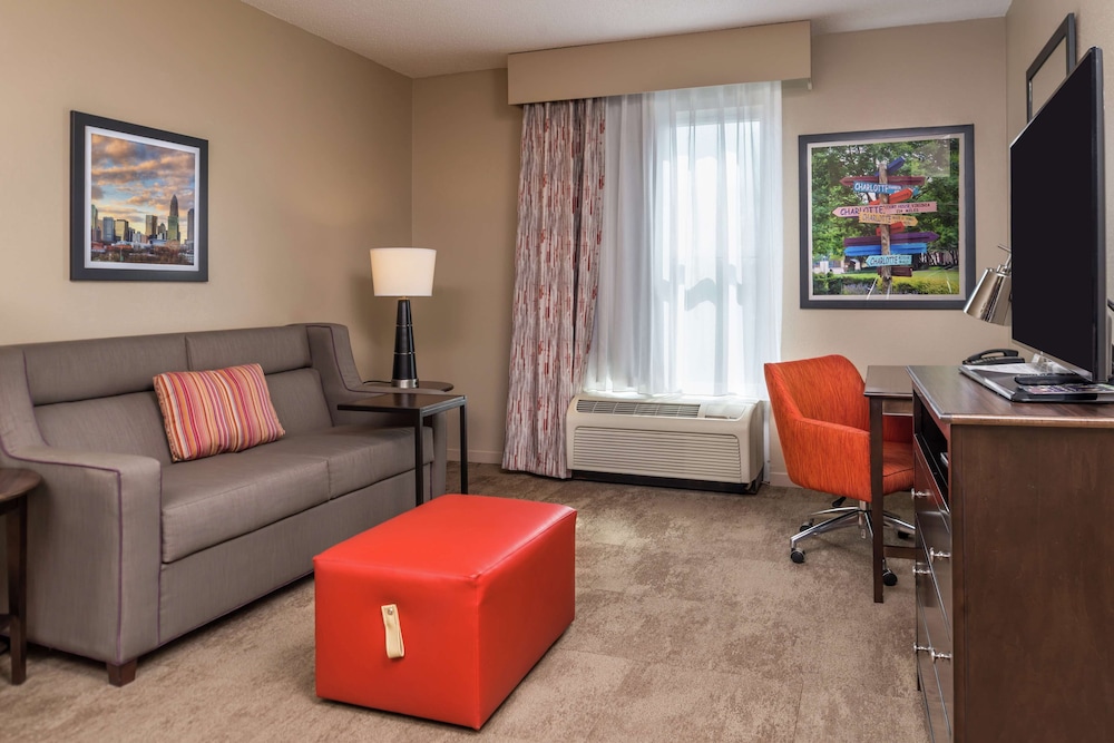 Hampton Inn & Suites Charlotte Arrowood Rd. - photo 26
