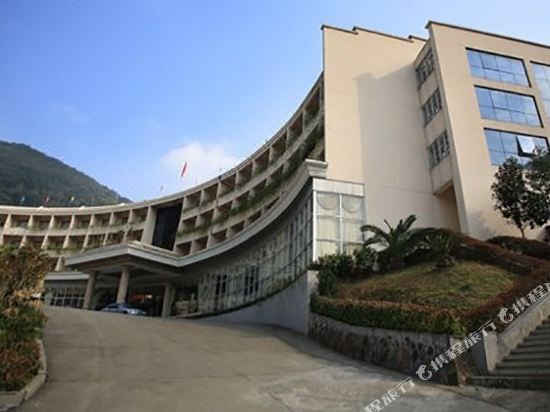 Huangchulin Spa Hotel in Meicheng, People's Republic of China