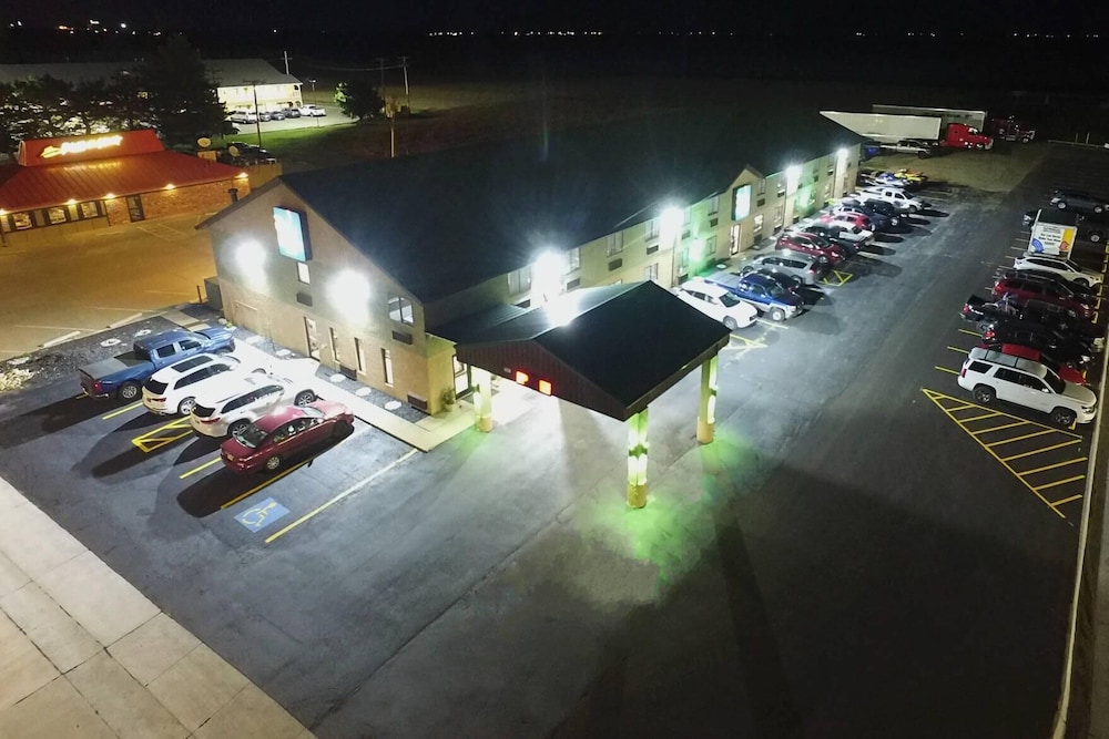 Quality Inn Russell KS - photo 25