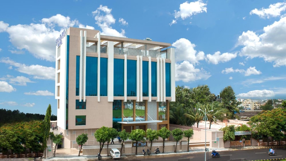 Hotel Grand Rio — 4-Star Luxury Hotel in Nashik, India