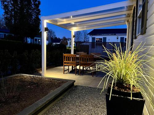 Holiday Inn 30 Oisterwijk # Hygiëne # Airport Eindhoven # Airco # Bosrijk # Hiking & Biking # Efteling # Safaripark in Oisterwijk, Netherlands