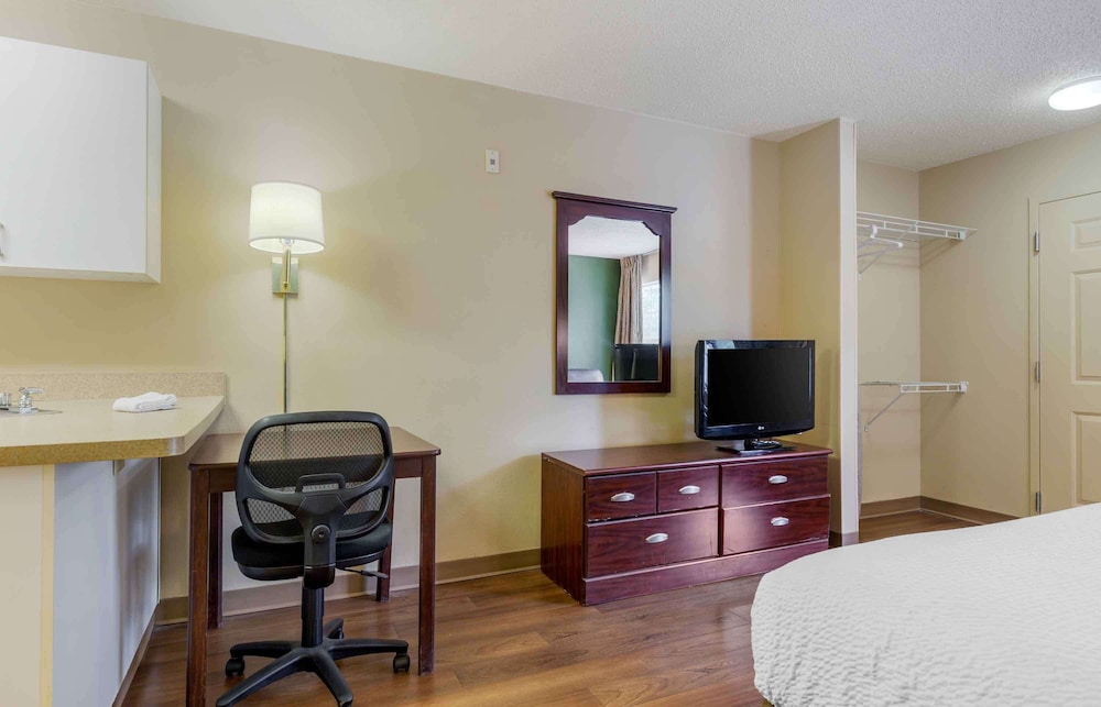 Extended Stay America Select Suites Raleigh RDU Airport - photo 6