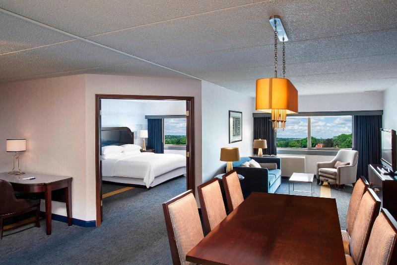 Sheraton Syracuse University Hotel & Conference Center - photo 34