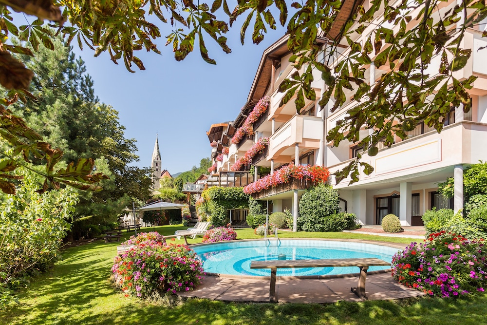 Granpanorama Hotel StephansHof — hotel in Villandro