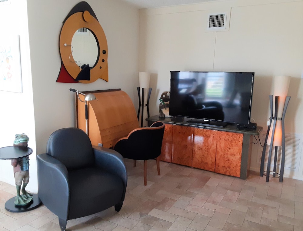 Manhattan Tower Apartment Hotel - photo 72