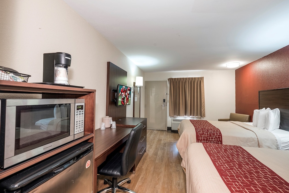 Red Roof Inn Lancaster - photo 18