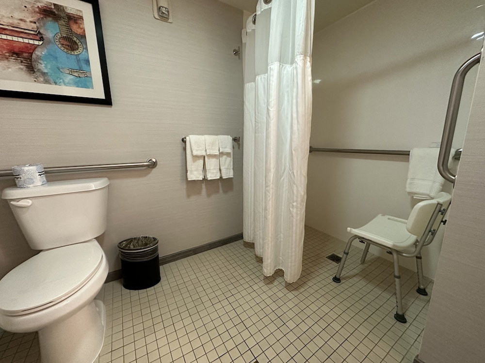 Crowne Plaza Nashville Airport by IHG - photo 17