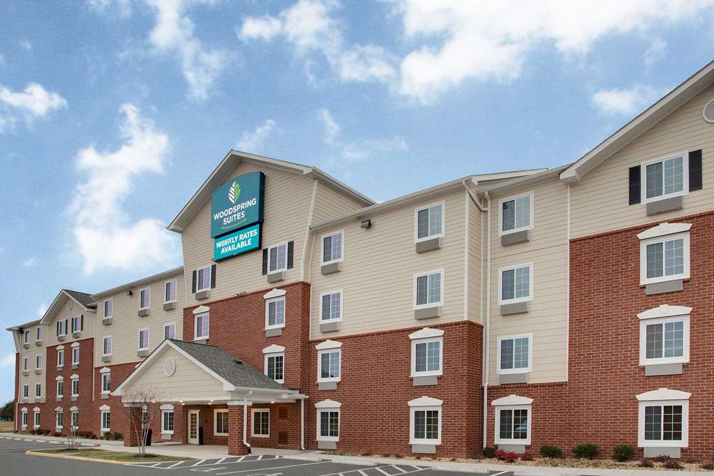 WoodSpring Suites Fredericksburg - photo 2