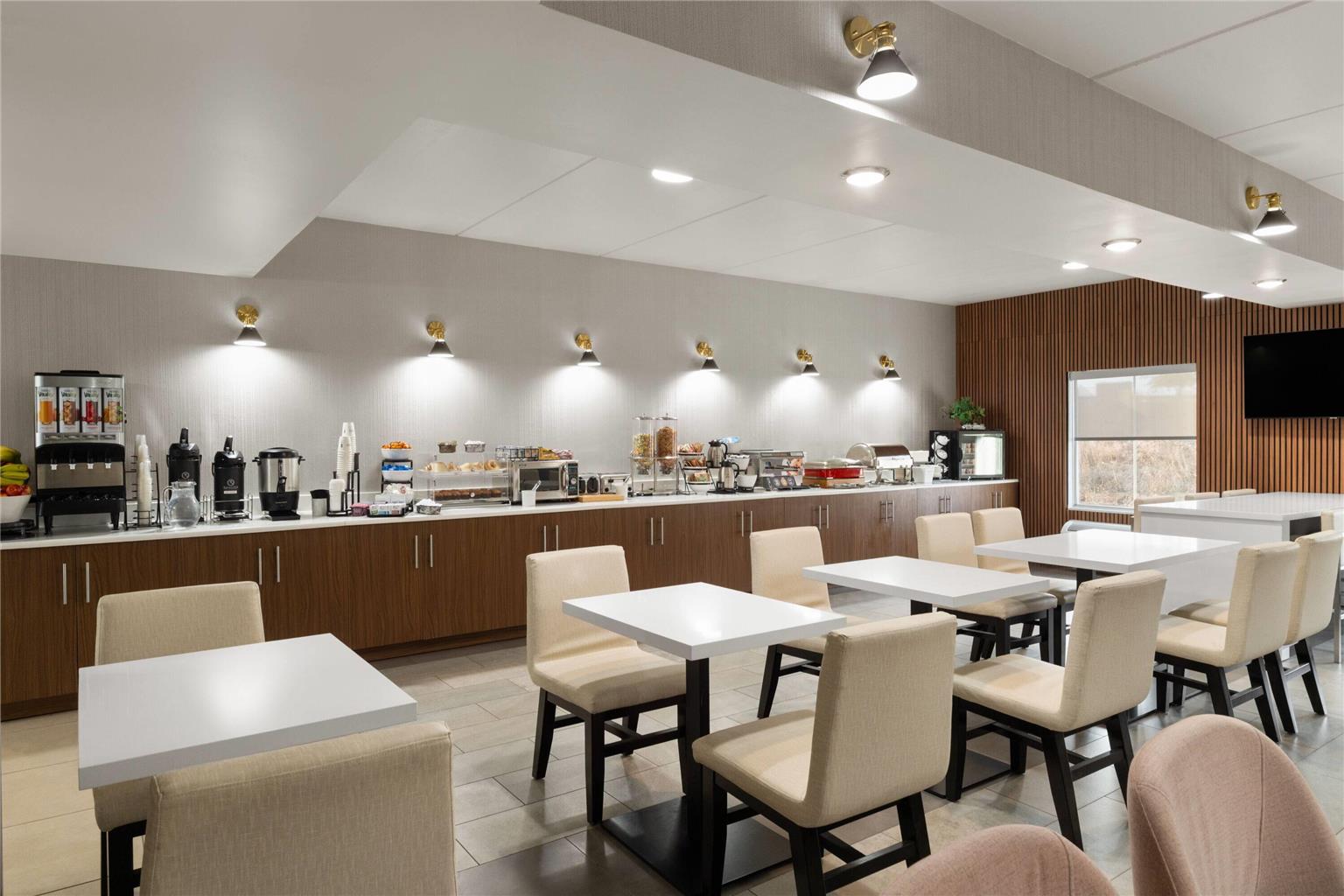 Wingate by Wyndham Clearfield - photo 31