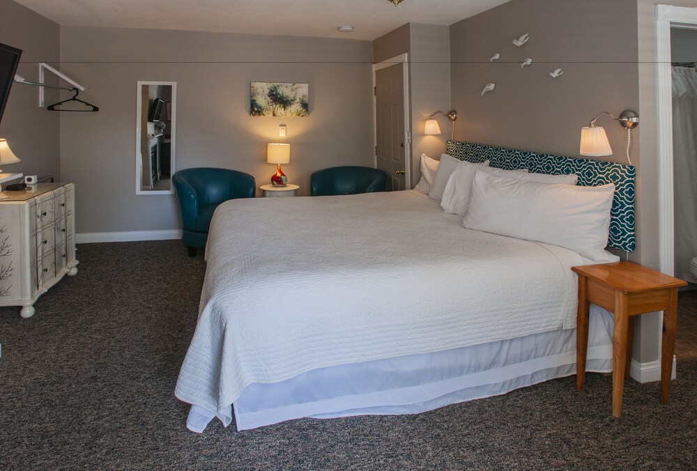 Cedar Court Inn - photo 19