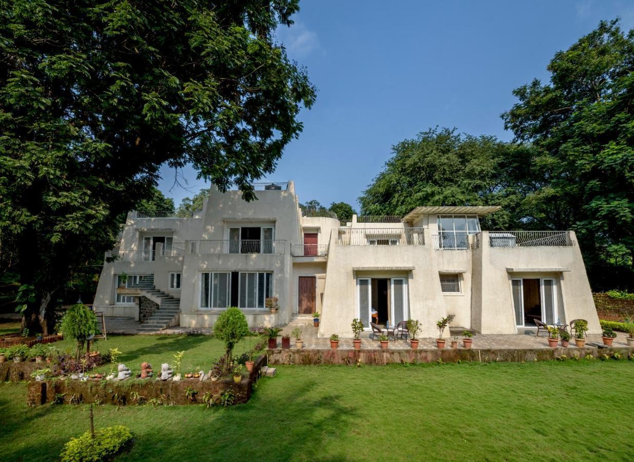 Saffronstays Riverscape Villa Karjat — 4-Star Luxury Hotel in Karjat, India