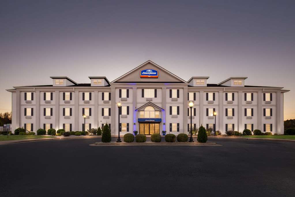 Howard Johnson by Wyndham Jackson - photo 5