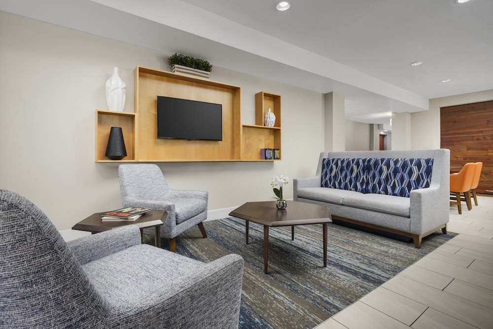 Holiday Inn Express Rochester NE Irondequoit by IHG - photo 55
