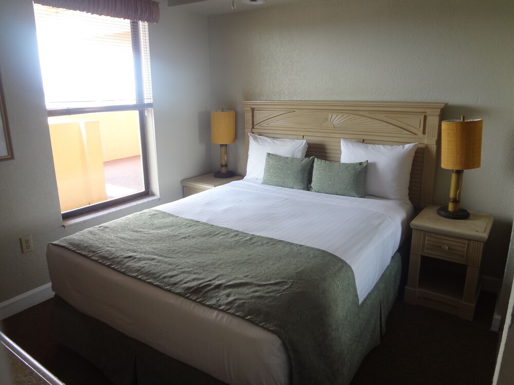 Lighthouse Cove Resort - photo 5