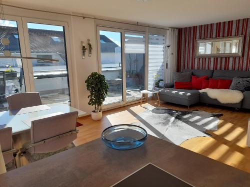 Tina's Lounge Penthousewohnung — 4-Star Luxury Hotel in Friedrichshafen, Germany
