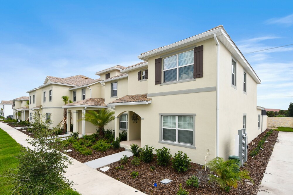 5 Bedrooms 4 Bathrooms Storey Lake 4921 Wa - photo 25