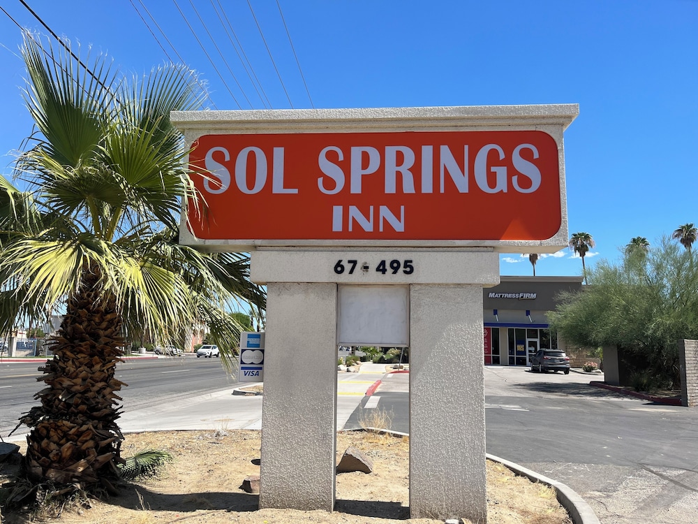 Sol Springs Inn - photo 27