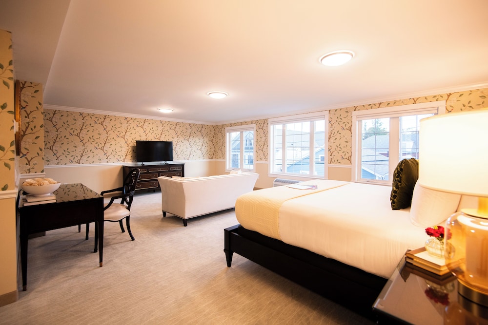 The Pathmaker Hotel - photo 29