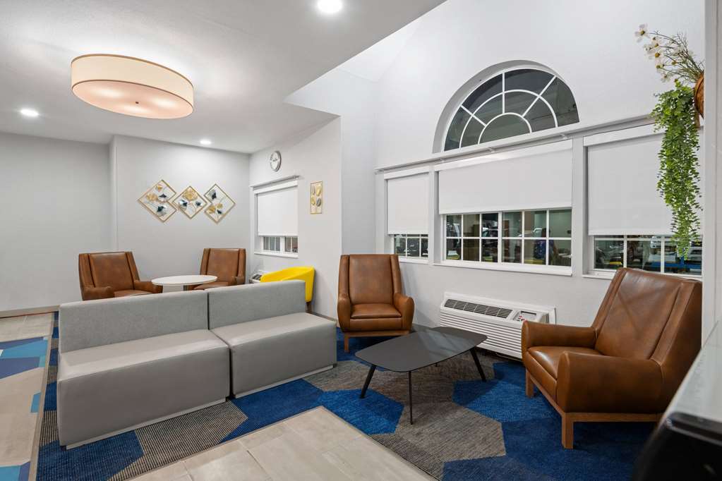 Microtel Inn & Suites by Wyndham Houma - photo 7