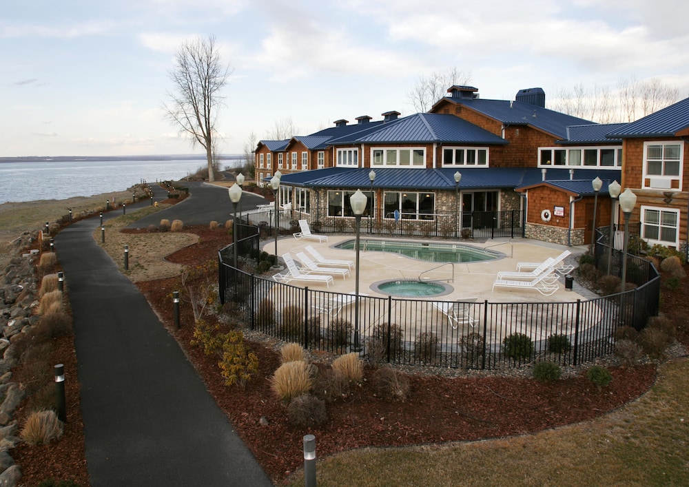 River Lodge And Grill - photo 54