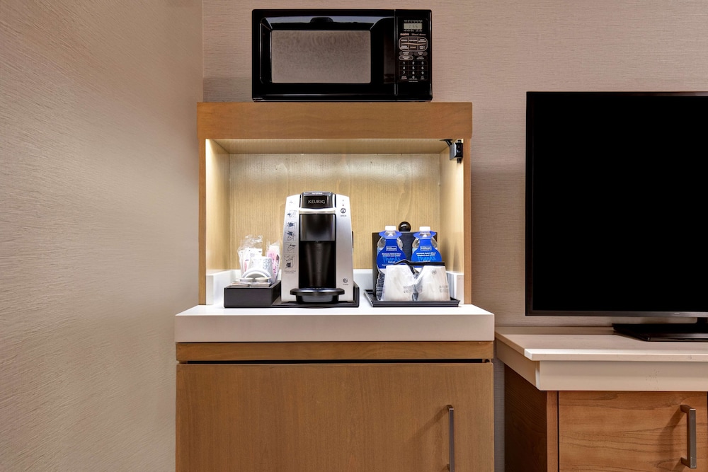 Hilton Garden Inn Portland Beaverton - photo 28