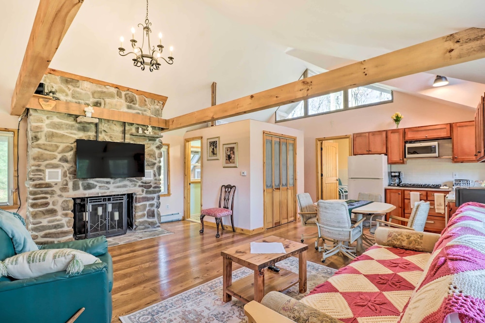 Cozy Tannersville Gem Ski Hike Explore — hotel in Tannersville