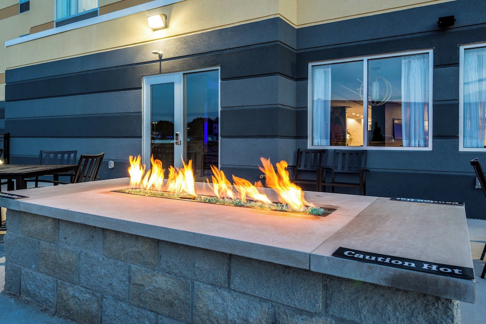 Fairfield Inn & Suites by Marriott St. Joseph Stevensville - photo 26