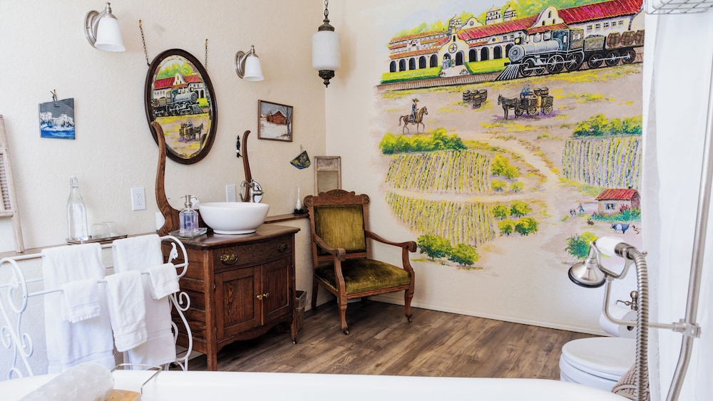 Red Horse Bed and Breakfast - photo 41